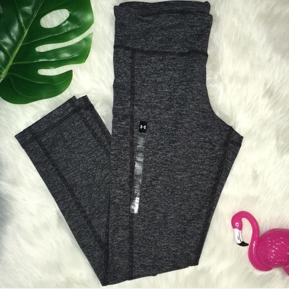 Under Armour Pants - NWOT 🍍 Under Armour leggings